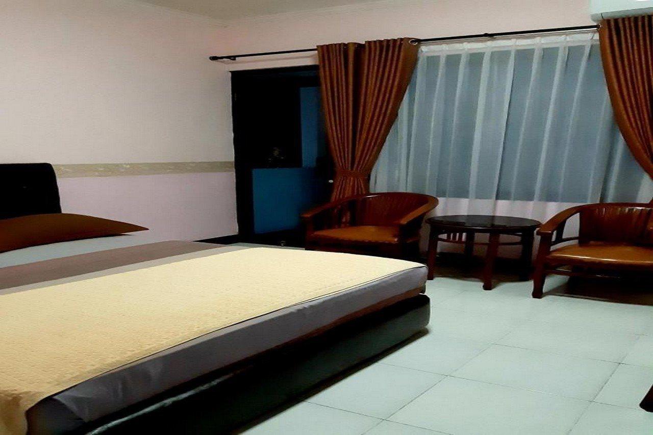 Oyo Life 90091 Wisma Pakuan Syariah Bogor Exterior foto
