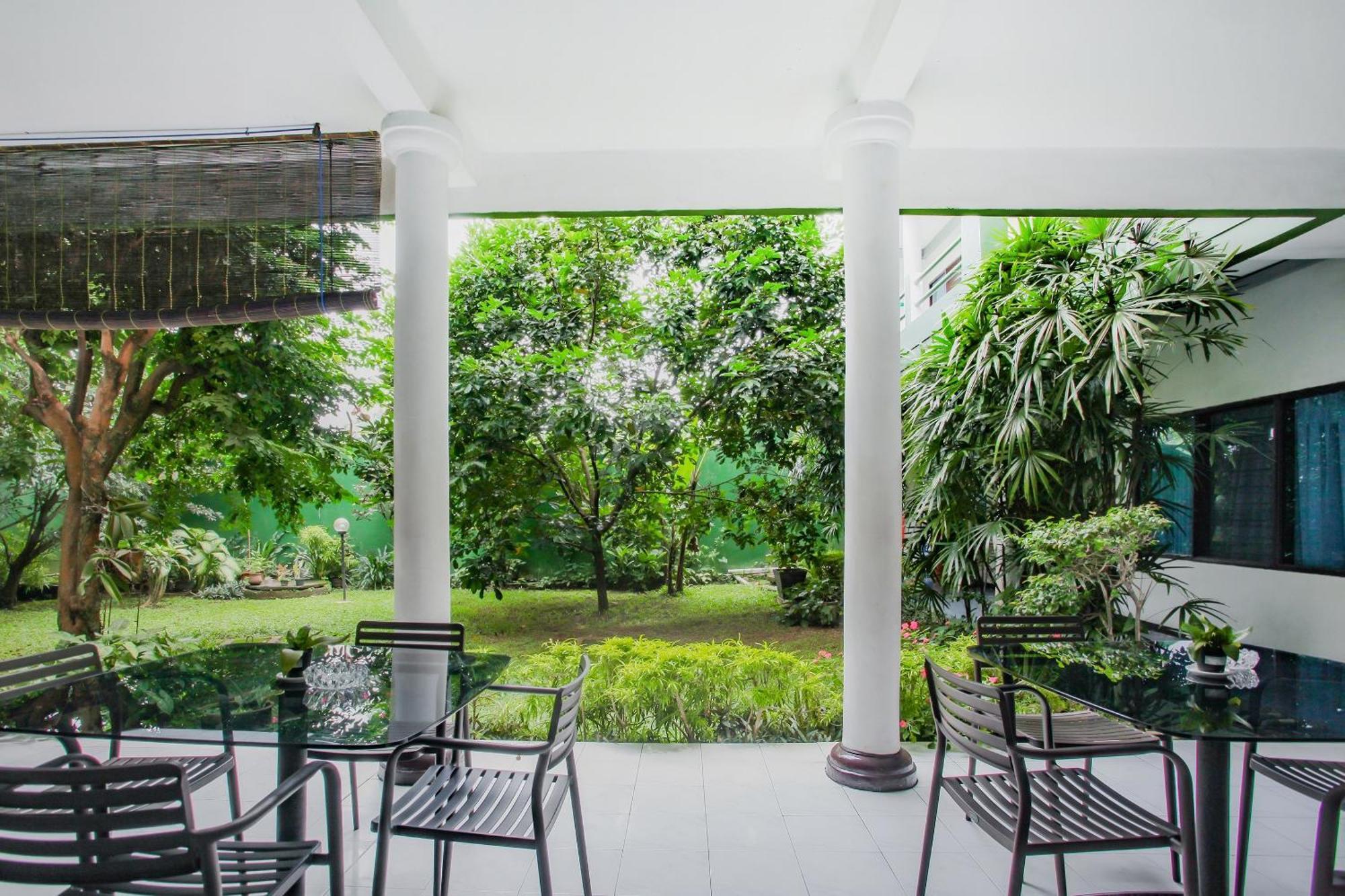Oyo Life 90091 Wisma Pakuan Syariah Bogor Exterior foto